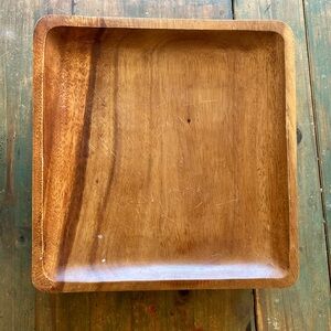 Set of 6 large wooden dinner plates